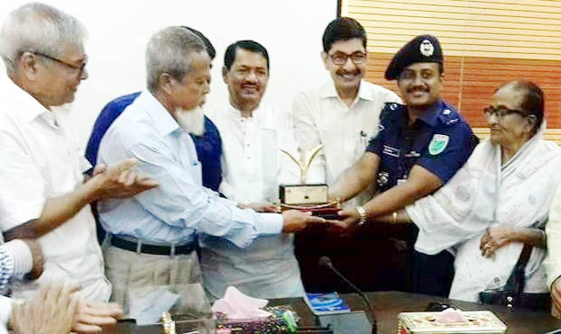 এ ভালোবাসার প্রতিদান দিয়ে যাব, সুনামগঞ্জ পুলিশ সুপার বরকতুল্লাহ খাঁন