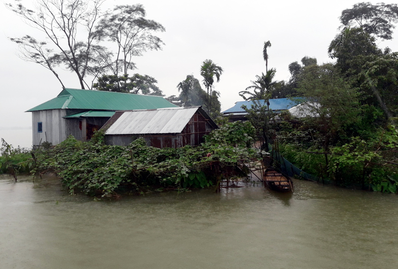 গোায়াইনঘাটে টানা বৃষ্টি ও পাহাড়ি ঢলে নিম্নাঞ্চল প্লাবিত