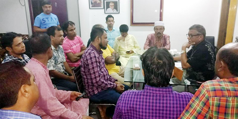 মেয়র আরিফুল হক চৌধুরীর সাথে জেলা বিএনপির নেতৃবৃন্দের সৌজন্য সাক্ষাত