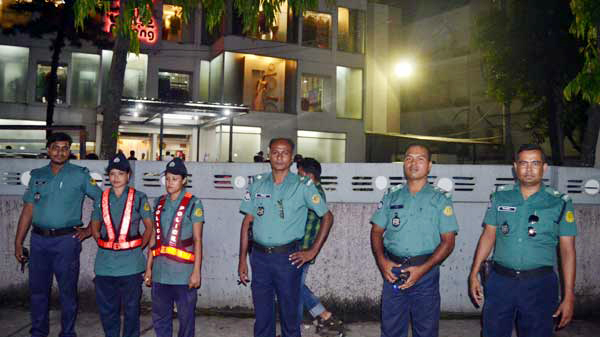 পূজায় নিরাপত্তাজালে সিলেট