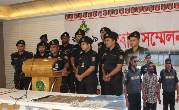 সিলেটের জকিগঞ্জ থেকে বিপুল পরিমাণ ভারতীয় বিস্ফোরকসহ যুবক আটক