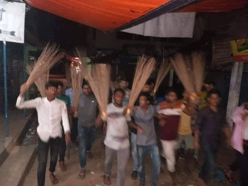 গোয়াইনঘাটে ছাত্রলীগের ঝাড়ু মিছিল