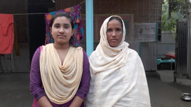 ঢাকা বিশ্ববিদ্যালয়ে সুযোগ পেয়েও অর্থের অভাবে ভর্তি হতে পারছেনা লিপি