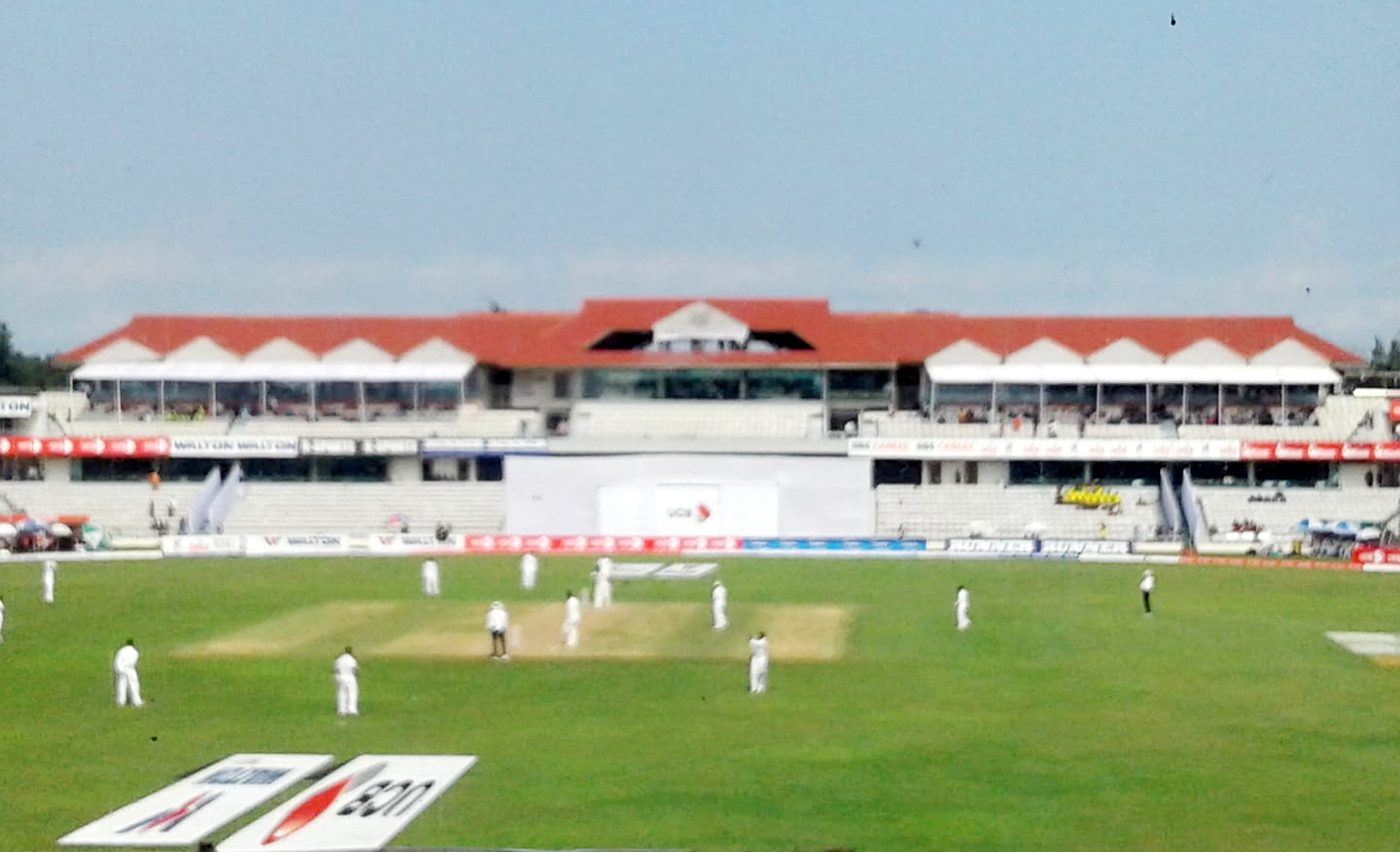 সিলেটের অভিষেক টেস্টে তাইজুলের জোড়া আঘাত