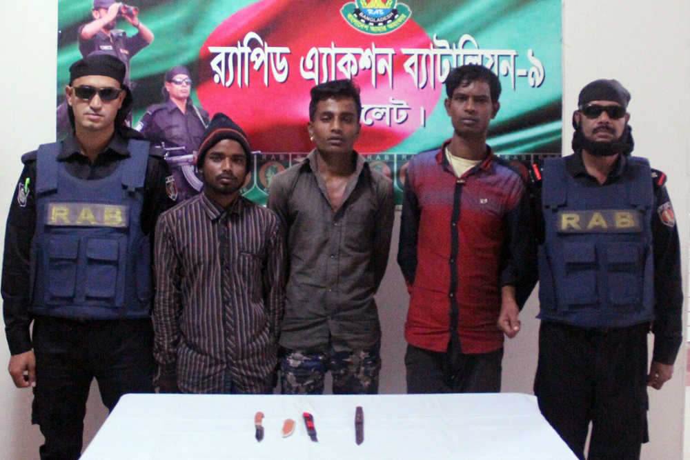 নগরীর চৌহাট্টায় ৩ ছিনতাইকারী আটক