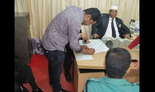 সিলেট আদালত পাড়ায় দালাল উজ্জলকে নিষিদ্ধ