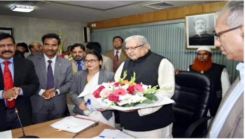 প্রতিমন্ত্রীর দায়িত্ব পেয়ে প্রথম অফিস করলেন ইমরান আহমদ
