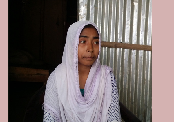 প্রেমিকের বাড়ীতে প্রেমিকার অনশন গোয়াইনঘাটে তোলপাড়