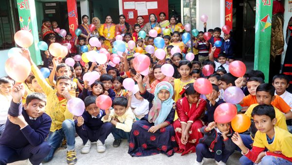 শাহী ঈদগাহ এভারগ্রীন একাডেমির বসন্ত বরণ