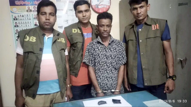 সিলেটে পার্লারের আড়ালে মাদকের ব্যবসা, আটক ১