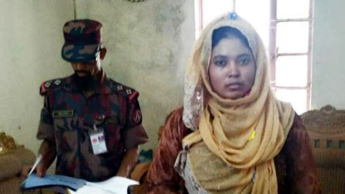 ইয়াবাসহ এনজিওকর্মী আটক