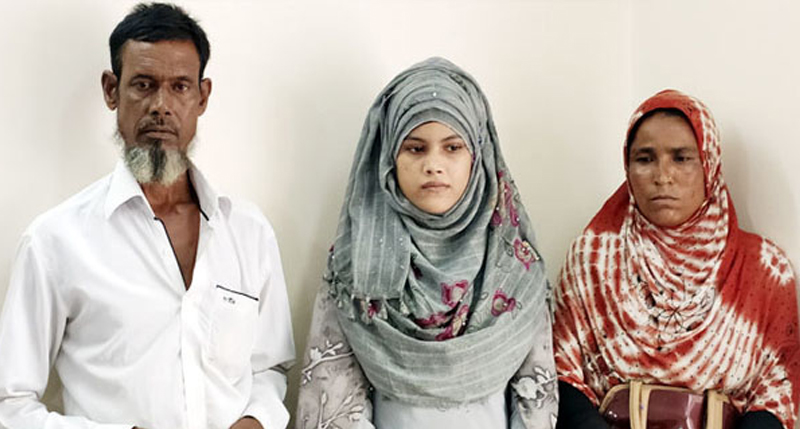 সাজানো মা-বাবাসহ তরুণী আটক