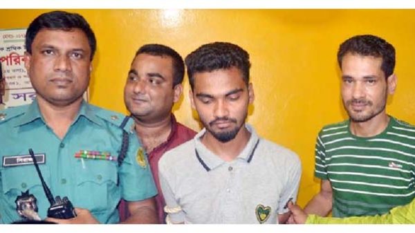 সিলেটের বৈধ-অবৈধ সব ট্রাকে তারা জাল ষ্টিকার বানিয়ে দিত