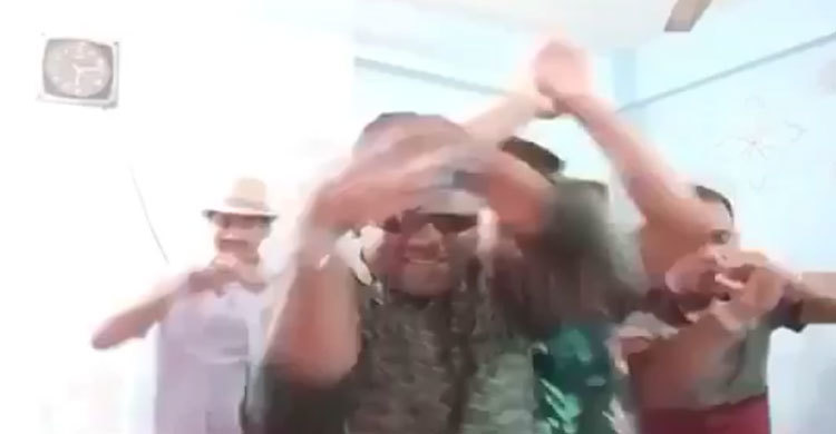 নাগিন নাচে ফেঁসে গেলেন সিলেটের ব্লু-বার্ড স্কুলের ৫ শিক্ষক