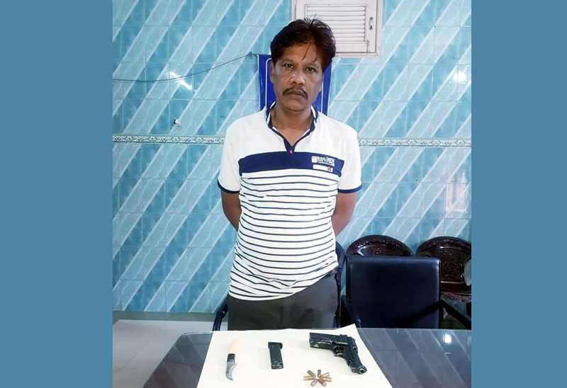 ১০ দিনের রিমান্ডে চাঁদাবাজ মনফর চেয়ারম্যান