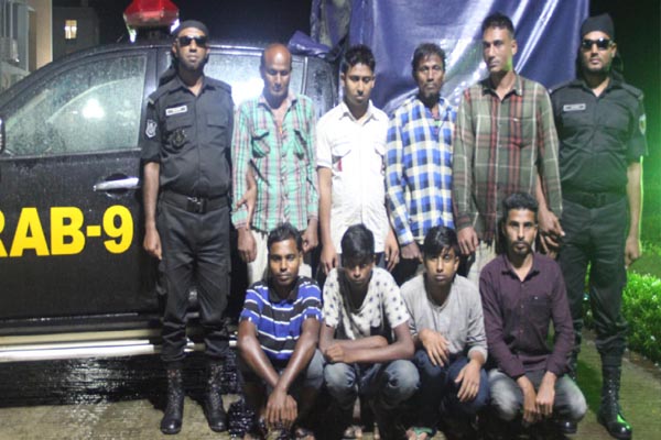 দক্ষিণ সুরমা থেকে ৮ জুয়াড়ি গ্রেপ্তার