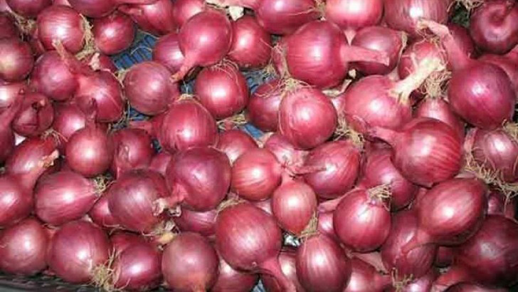 পেঁয়াজের কেজি ২০০ টাকা
