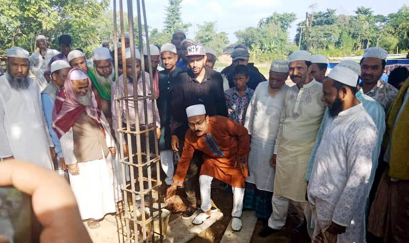 ধর্মীয় প্রতিষ্টানে সহযোগিতা করা ঈমানী দায়িত্ব: রুস্তুমপুরে আব্দুল হাকিম চৌধুরী