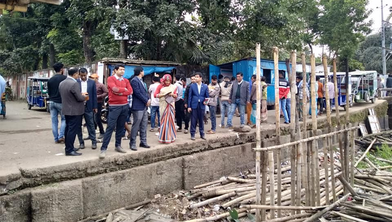 সুনামগঞ্জে ৯টি অবৈধ স্থাপনা গুড়িয়ে উচ্ছেদ করে প্রশাসন