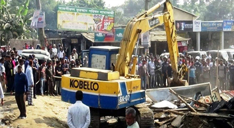 সিলেট-সুনামগঞ্জ সড়কের লামাকাজীতে ৩ শতাধিক অবৈধ স্থাপনা উচ্ছেদ