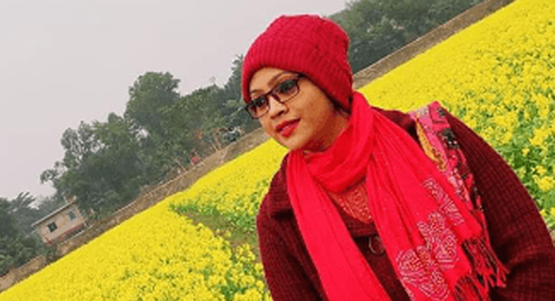 ‘পুলিশকে নিয়ে মানুষের মন্তব্য দেখলে হাসি পায়’ পুলিশ কর্মকর্তার সহধর্মিণী নাসরীন