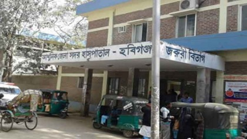 হবিগঞ্জে ৮ টাকার ইনজেকশন ১০০ টাকা!