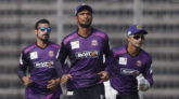 সিলেট ক্রিকেট স্টেডিয়ামে খুলনার বিপক্ষে বোলিংয়ে চট্টগ্রাম