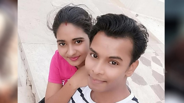 ফেসবুকে সময় ব্যয় করার দায়ে স্ত্রীকে হত্যা করলেন স্বামী