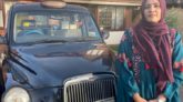 প্রথম বাঙালি নারী হিসেবে হিজাব পরে ট্যাক্সি চালাচ্ছেন সিলেটের শেলী