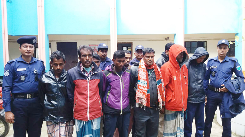 জগন্নাথপুরে সাজাপ্রাপ্ত সহ ১২ আসামী গ্রেফতার