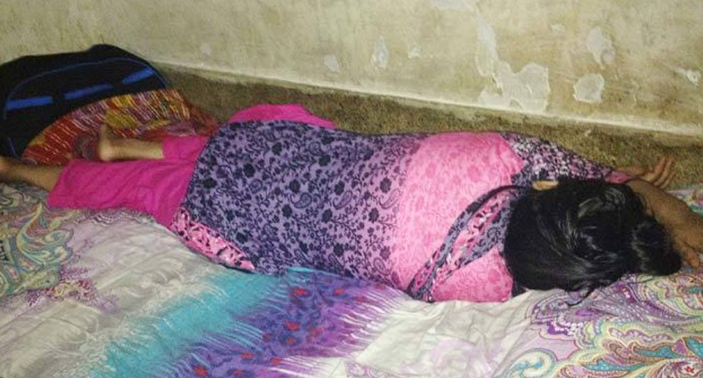 ভালোবাসা দিবসে বান্ধবীকে সারারাত ধর্ষণ করল তিন বন্ধু