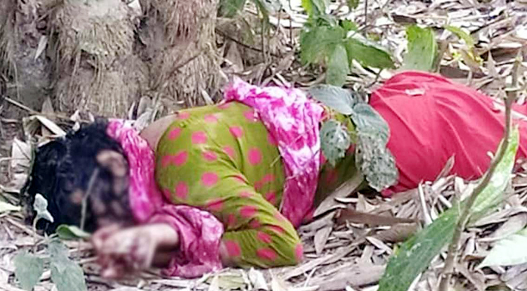 জঙ্গল থেকে নারীর গলা কাটা লাশ উদ্ধার