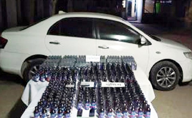 জৈন্তাপুরে বিজিবি’র অভিযানে ভারতীয় মদসহ প্রাইভেট কার জব্দ