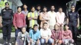 দক্ষিণ সুরমা বালুমাঠ থেকে ১২ জুয়াড়ী আটক
