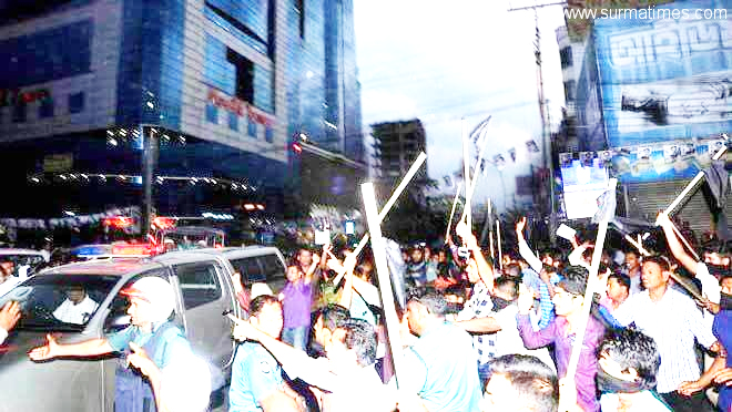 ছাত্রলীগ ও ছাত্রদলের সংঘর্ষে জলিলসহ অর্ধশতাধিক আহত