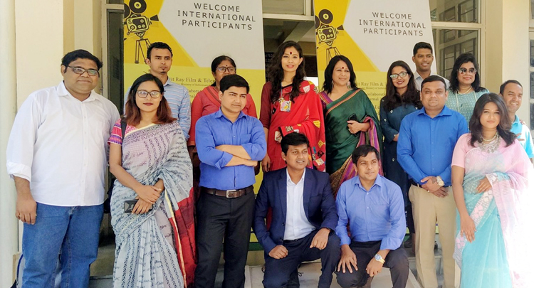 ভারত ফেরত ১৬ সাংবাদিক স্বেচ্ছা কোয়ারেন্টাইনে