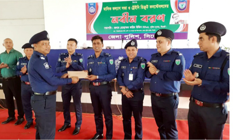 বিশ্বনাথে ওসি’সহ তিন পুলিশ কর্মকর্তা পুরস্কৃত