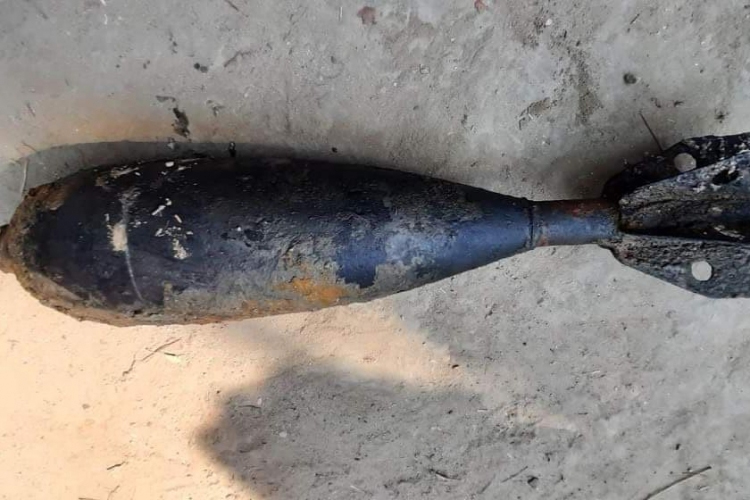 জাফলং থেকে পরিত্যক্ত একটি মর্টার শেল উদ্ধার