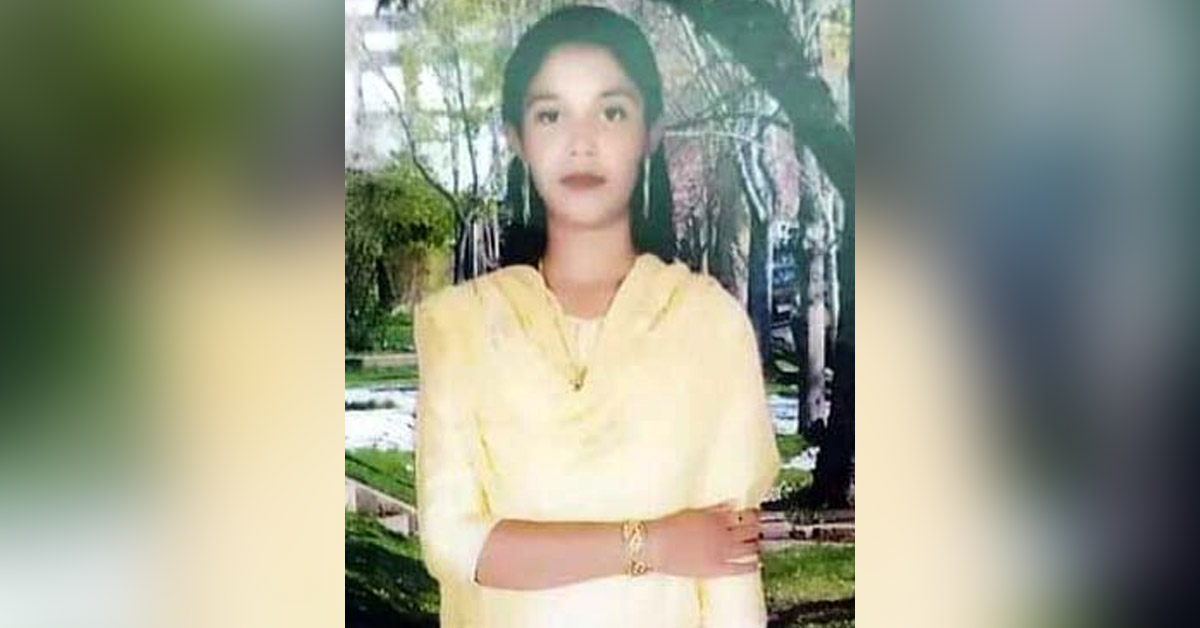 নিজ ঘরে স্কুলছাত্রীকে পিটিয়ে হত্যা