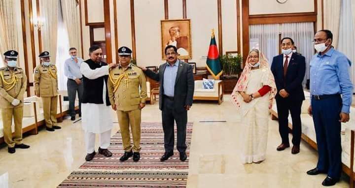 নতুন আইজিপির দায়িত্ব নিলেন বেনজীর আহমেদ