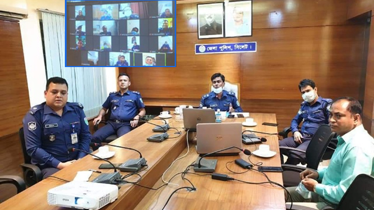 করোনাভাইরাস: ভিডিও কনফারেন্সের মাধ্যমে জেলা মনিটরিং করছেন সিলেটের এসপি