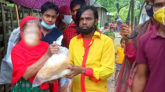 ১০০ দরিদ্র ও অসহায় পরিবারের হাতে হিরো আলমের ‘ঈদ উপহার’