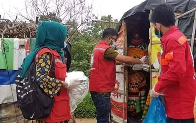 অসহায়দের দের পাশে রেড ক্রিসেন্ট সিলেট ইউনিট