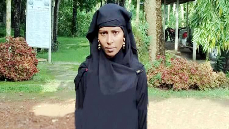 ১১৬০ পিস ইয়াবাসহ নারী আটক