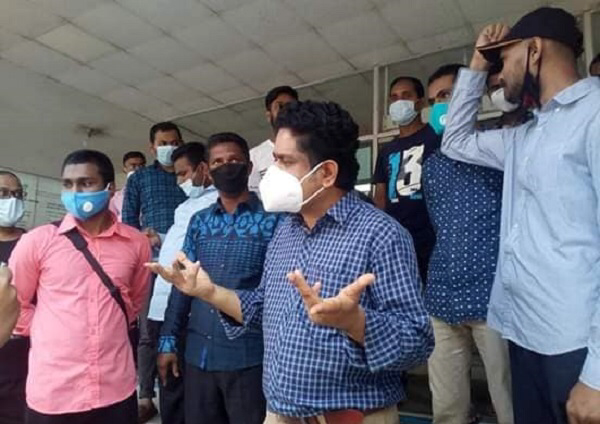 বেতন না দিয়ে কর্মীদের ছাটাই করছে সিলেটের ল্যাব এইড