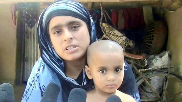 স্বামী শাশুড়ীর অত্যাচারে গৃহবধুর মানবেতর জীবন যাপন, প্রশাসনের দৃষ্টি কামনা