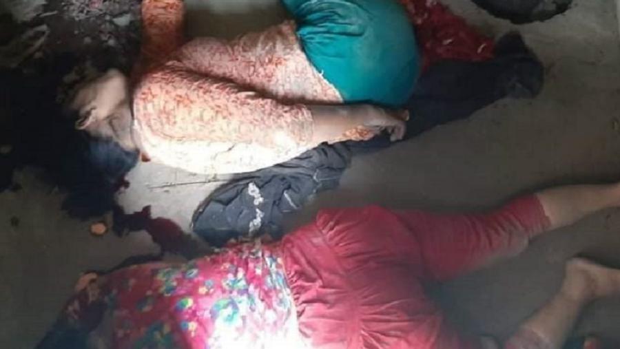 নওগাঁয় গভীর নলকূপের ঘর থেকে দুই নারীর গলাকাটা মরদেহ উদ্ধার