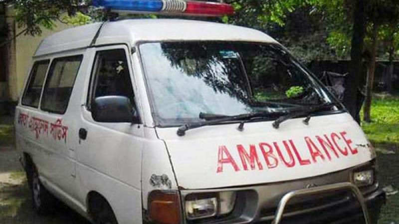 সিলেটে ৬ হাসপাতাল ঘুরে চিকিৎসা না পেয়ে অ্যাম্বুলেন্সেই নারীর মৃত্যু