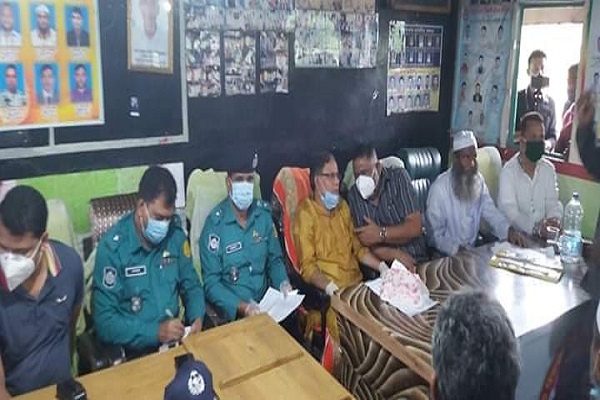 সিলেটে অবরোধ প্রত্যাহার করে প্রশাসনের সাথে বৈঠকে শ্রমিকরা, গ্রেপ্তার ২