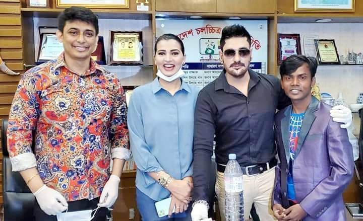 অবশেষে জায়েদ খান ও হিরো আলমকে এক করে দিলেন অনন্ত-বর্ষা